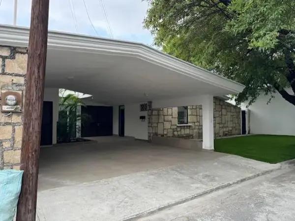Casa en venta en Mirasierra, San Pedro Garza García, Nuevo León