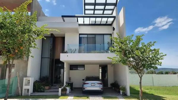 Casa en renta en Lomas de Angelópolis, San Andrés Cholula, Puebla