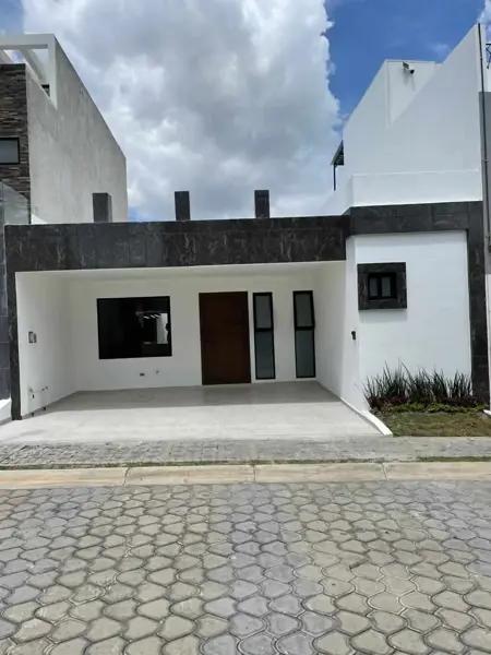 Casa en venta en Lomas de Angelópolis, San Andrés Cholula, Puebla Casa en venta en Lomas de Angelópolis, San Andrés Cholula, Puebla
