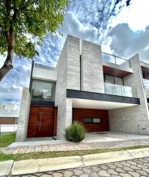Casa en venta en Lomas de Angelópolis, San Andrés Cholula, Puebla