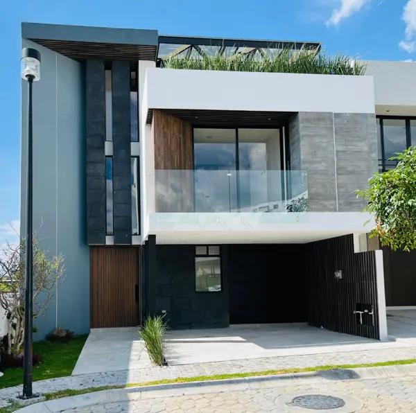 Casa en venta en Lomas de Angelópolis, San Andrés Cholula, Puebla Casa en venta en Lomas de Angelópolis, San Andrés Cholula, Puebla