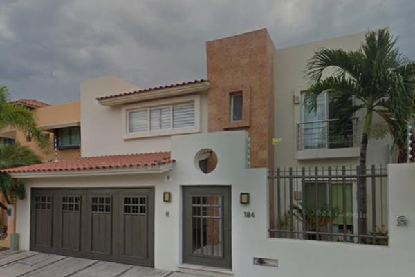 Casa en venta en Diaz Ordaz, Puerto Vallarta, Jalisco
