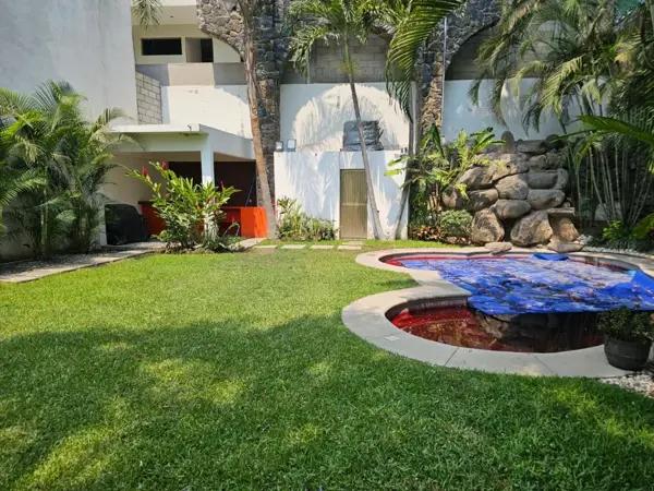 Casa en venta en Las Palmas, Cuernavaca, Morelos