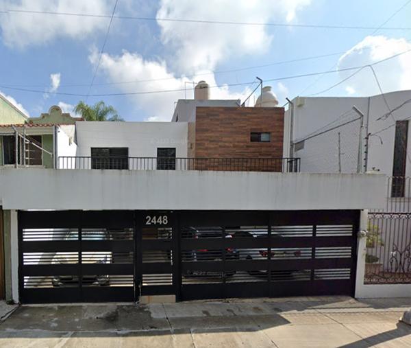 Casa en venta en Bosques de La Victoria, Guadalajara, Jalisco