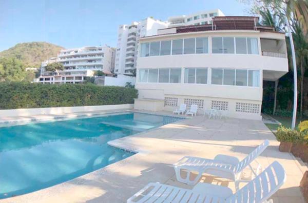 Departamento en venta en Playa Guitarrón, Acapulco de Juárez, Guerrero