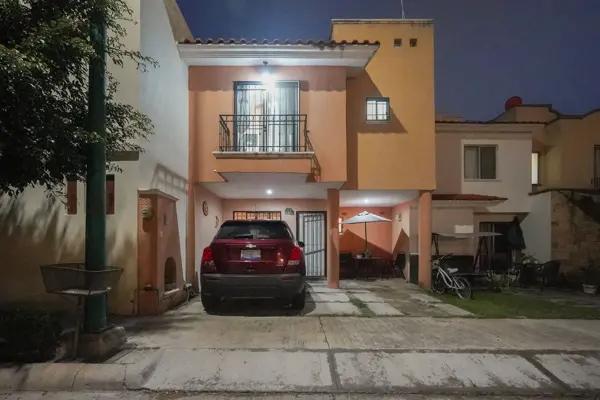 Casa en venta en Arboledas de la Luz, León, Guanajuato