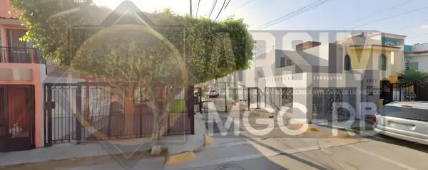 Casa en venta en Parques Del Nilo, Guadalajara, Jalisco