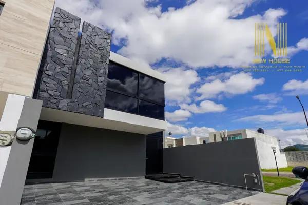 Casa en venta en Residencial Tabachines, León, Guanajuato Casa en venta en Residencial Tabachines, León, Guanajuato