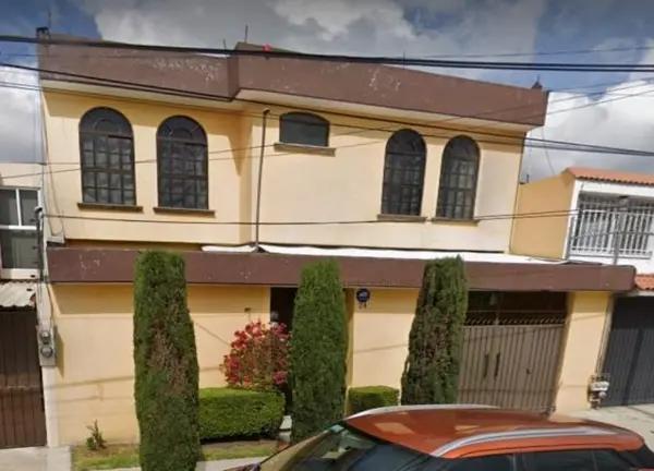 Casa en venta en Pilares, Metepec, México