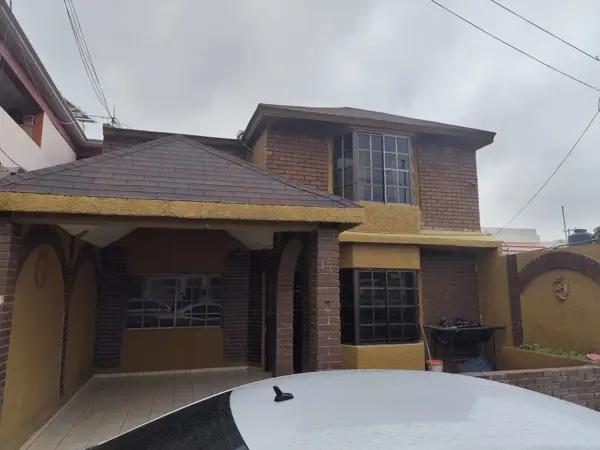 Casa en venta en Brisas Poniente, Saltillo, Coahuila de Zaragoza