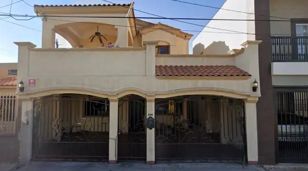 Casa en venta en Jardines del Lago, Mexicali, Baja California
