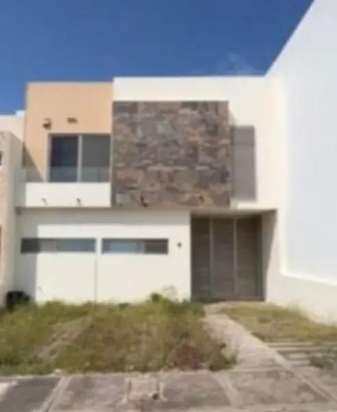 Casa en venta en Lomas de la Rioja, Alvarado, Veracruz de Ignacio de la Llave Casa en venta en Lomas de la Rioja, Alvarado, Veracruz de Ignacio de la Llave