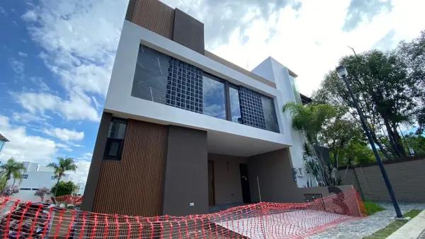 Casa en venta en Lomas de Angelópolis II, San Andrés Cholula, Puebla