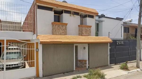 Casa en venta en Jardines de La Cruz 1a. Sección, Guadalajara, Jalisco