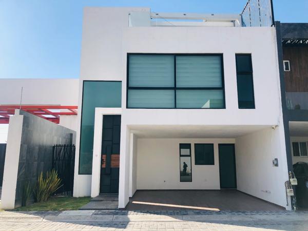 Casa en venta en La Carcaña, San Pedro Cholula, Puebla