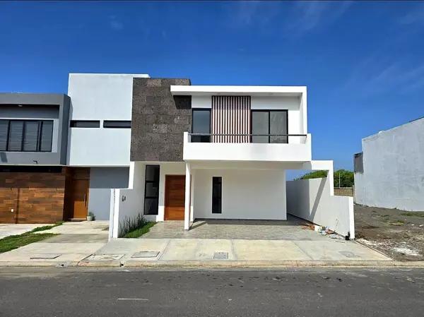 Casa en venta en Lomas de la Rioja, Alvarado, Veracruz de Ignacio de la Llave
