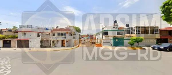 Casa en venta en El Rosario, Azcapotzalco, Ciudad de México