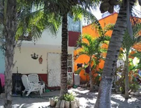 Casa en venta en La Guadalupana, Solidaridad, Quintana Roo