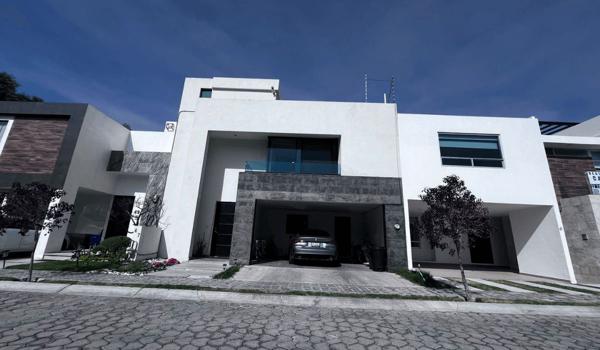 Casa en venta en Lomas de Angelópolis, San Andrés Cholula, Puebla Casa en venta en Lomas de Angelópolis, San Andrés Cholula, Puebla