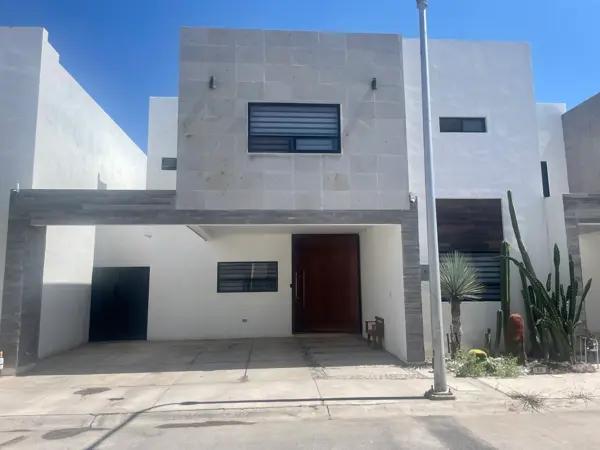 Casa en venta en La Toscana Residencial, Torreón, Coahuila de Zaragoza Casa en venta en La Toscana Residencial, Torreón, Coahuila de Zaragoza