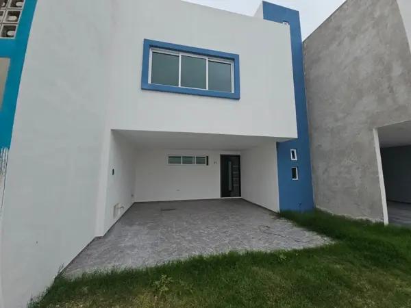 Casa en venta en San Bernardino Tlaxcalancingo, San Andrés Cholula, Puebla