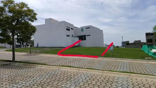 Terreno en venta en Lomas de Angelópolis, San Andrés Cholula, Puebla