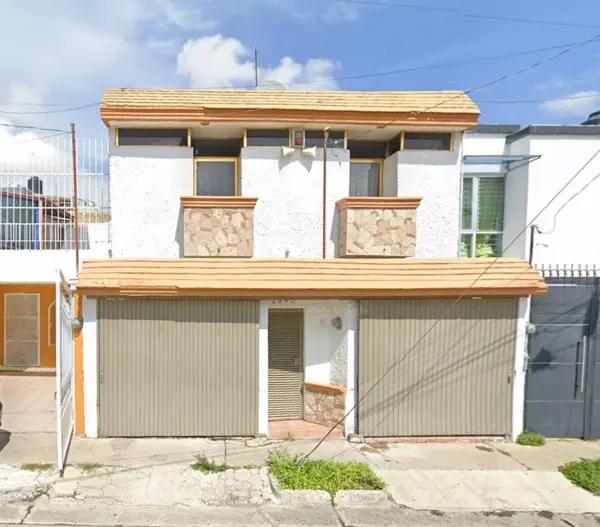 Casa en venta en Jardines de La Cruz 1a. Sección, Guadalajara, Jalisco