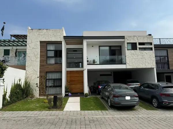 Casa en venta en Santiago Momoxpan, San Pedro Cholula, Puebla