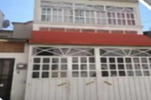 Casa en venta en Real de San Vicente I, Chicoloapan, México