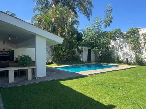 Casa en venta en Lomas Del Valle, Zapopan, Jalisco