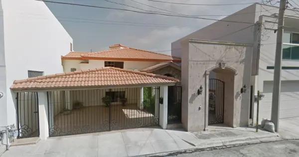 Casa en venta en Lomas del Valle, San Pedro Garza García, Nuevo León
