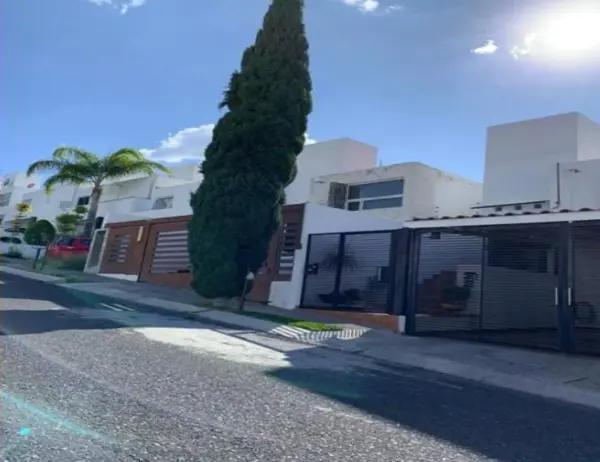 Casa en venta en Bosques de las Lomas, Querétaro, Querétaro