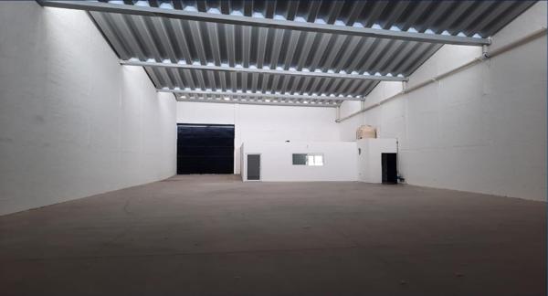 Bodega en renta en Parques de Tesistán, Zapopan, Jalisco