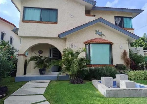 Casa en venta en Lomas de Cocoyoc, Atlatlahucan, Morelos