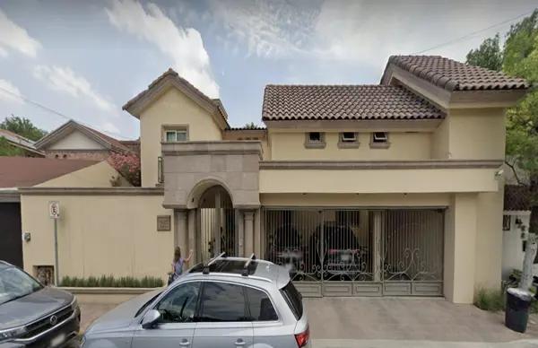 Casa en venta en Fuentes del Valle, San Pedro Garza García, Nuevo León