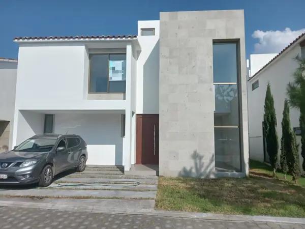 Casa en venta en Condado del Valle, Metepec, México