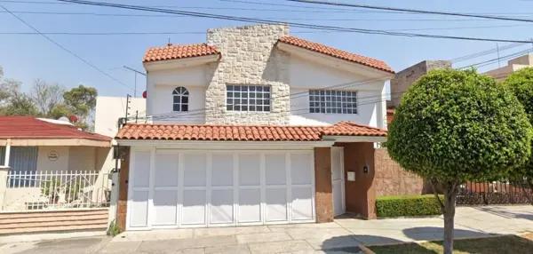 Casa en remate en Ciudad Satelite, Naucalpan de Juárez, México