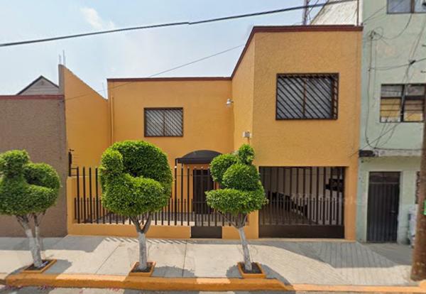 Casa en venta en Romero, Nezahualcóyotl, México
