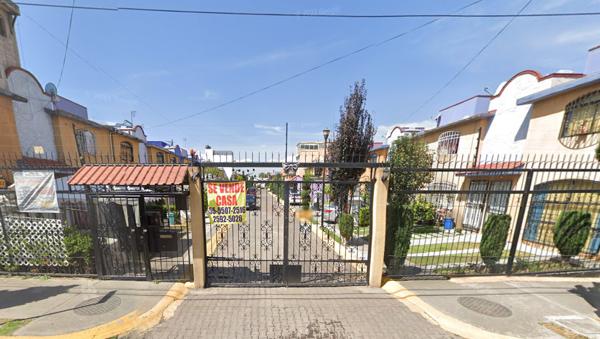 Casa en venta en San Buenaventura, Ixtapaluca, México