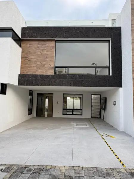 Casa en venta en Lomas de Angelópolis, San Andrés Cholula, Puebla