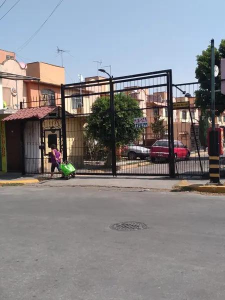 Casa en venta en San Buenaventura, Ixtapaluca, México