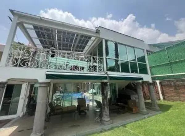 Casa en venta en Ciudad Satelite, Naucalpan de Juárez, México