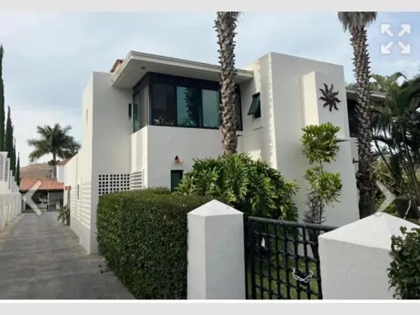 Casa en venta en Las Cañadas (Bosques de San Isidro), Zapopan, Jalisco