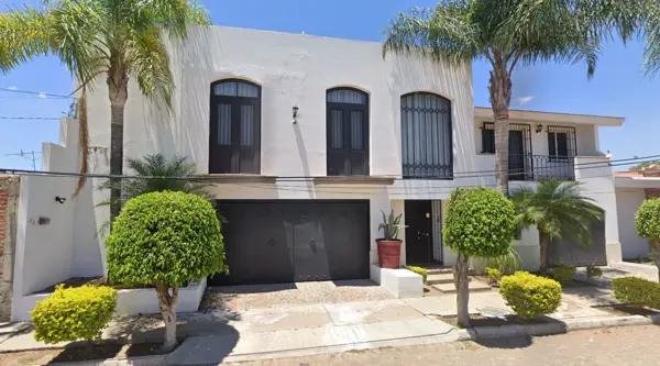Casa en venta en Los Granados, Acatlán de Juárez, Jalisco