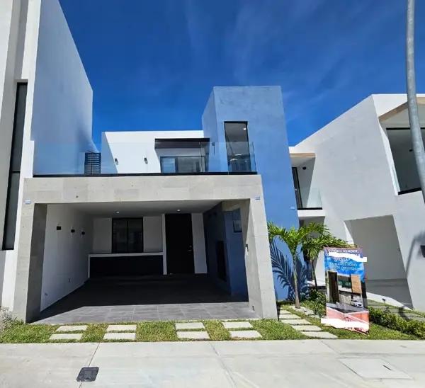 Casa en venta en Lomas del Dorado, Boca del Río, Veracruz de Ignacio de la Llave Casa en venta en Lomas del Dorado, Boca del Río, Veracruz de Ignacio de la Llave
