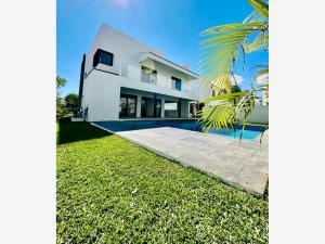 Casa en venta en Paraíso Country Club, Emiliano Zapata, Morelos