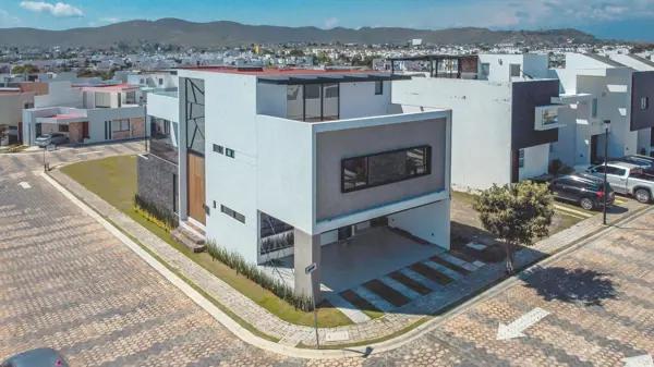 Casa en venta en Lomas de Angelópolis, San Andrés Cholula, Puebla