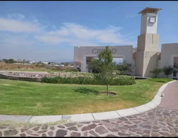 Terreno en venta en Ciudad Maderas Sur II, Apaseo El Alto, Guanajuato