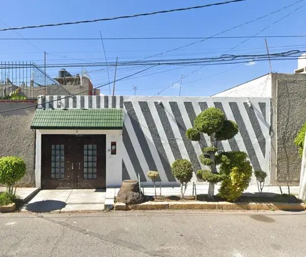 Casa en venta en Campestre Guadalupana, Nezahualcóyotl, México Casa en venta en Campestre Guadalupana, Nezahualcóyotl, México