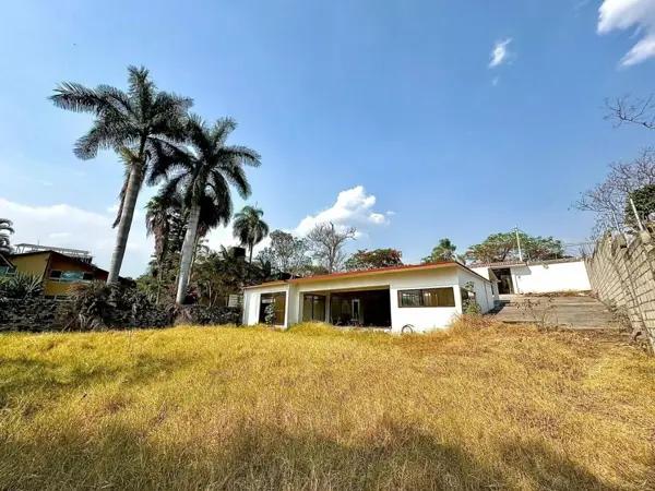 Casa en venta y renta en Pedregal de las Fuentes, Jiutepec, Morelos